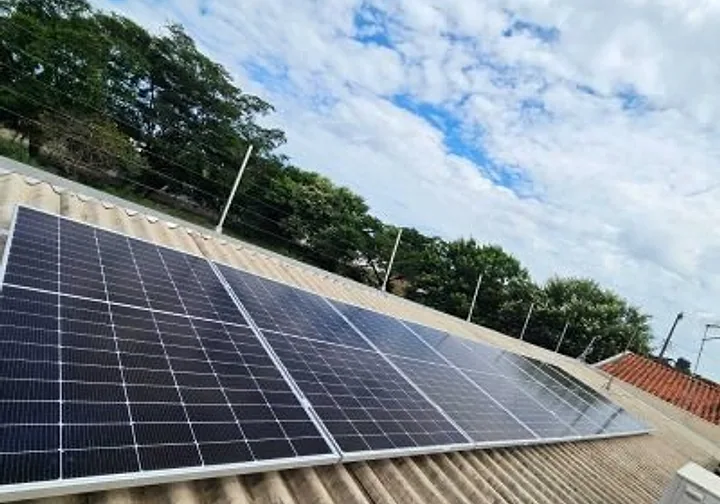 Instalação de energia solar — Casa residencial